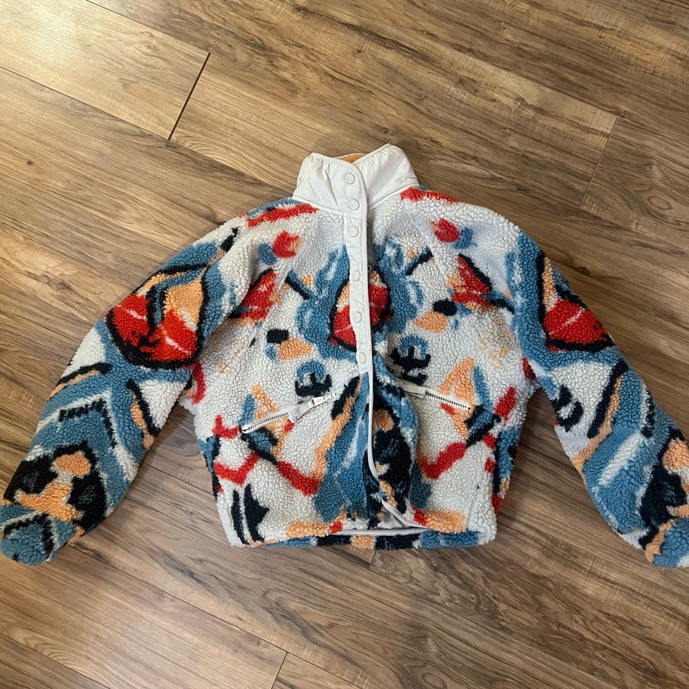 Free People Hit the Slopes Printed Fleece Jacket| XS | in great condition